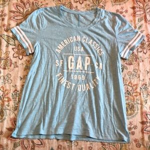 Gap graphic t-shirt